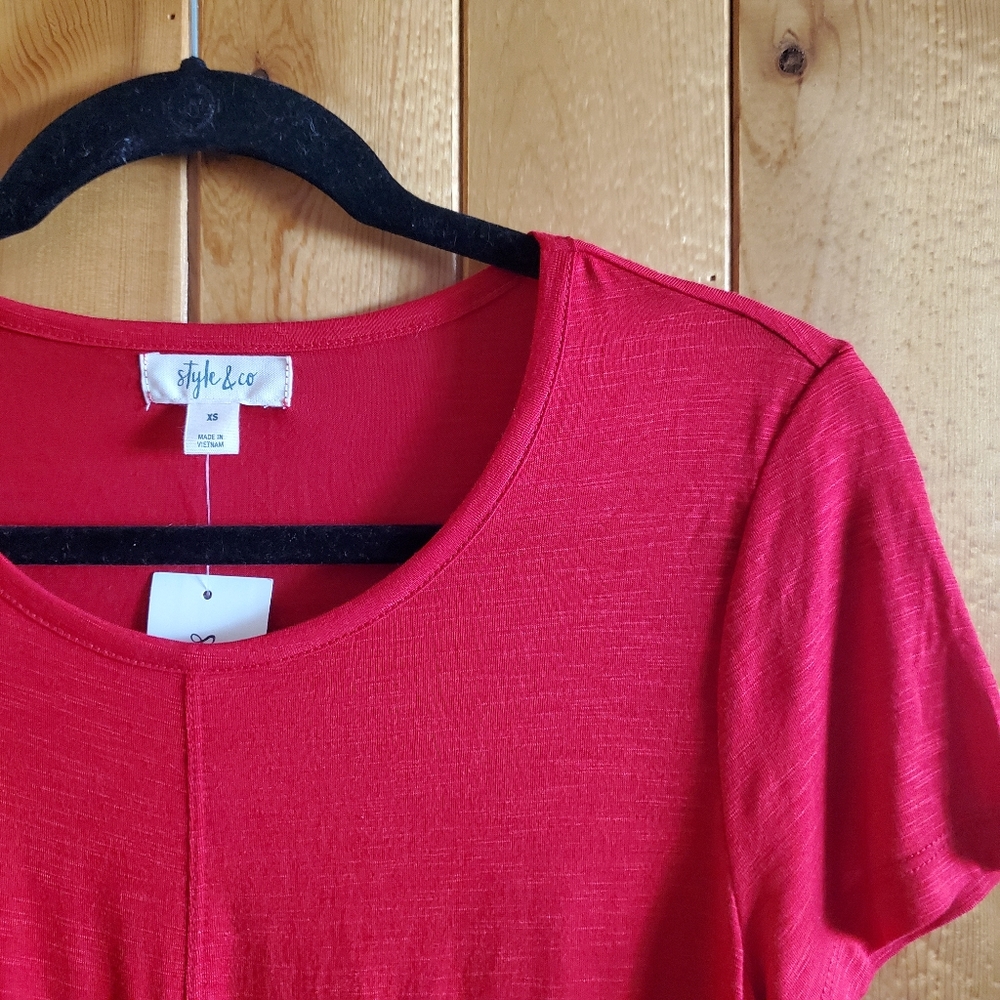 Style & Co Red Ruffled Hem Top - Picture 2 of 4